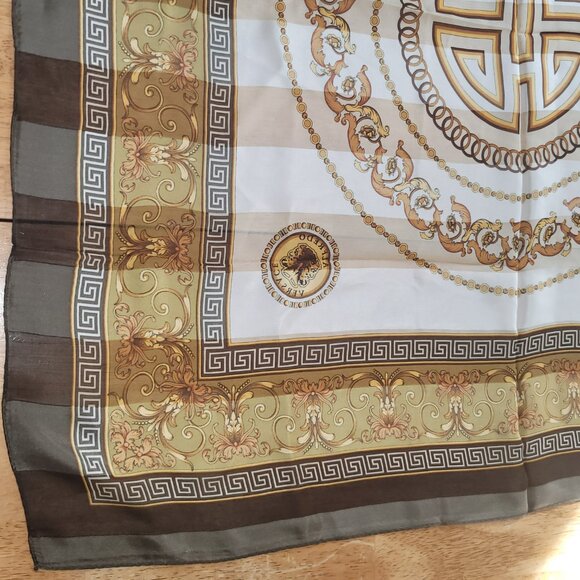 Vintage Classic Alfredo Versace Celine 100% Gold Chain & Coins Silk Scarf 34" - Picture 3 of 15